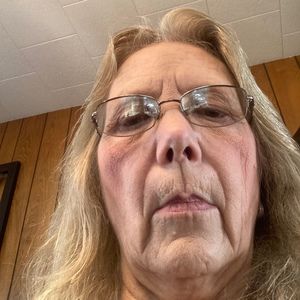 Meet your Posher, Posh